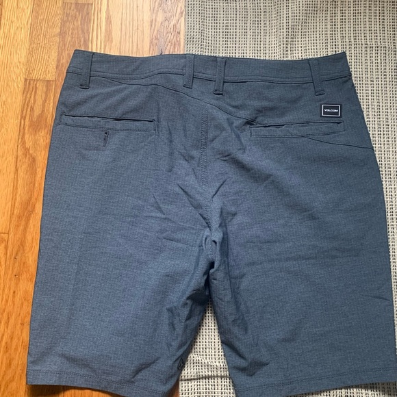 Mens hybrid shorts - Picture 3 of 3